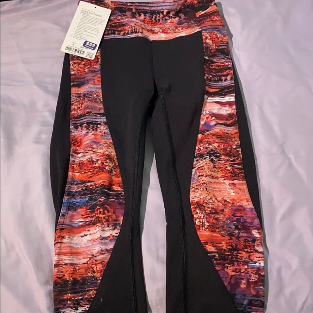 Lululemon sweat and repeat crop 21”